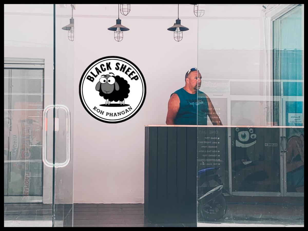 The Black Sheep Hostel Haad Rin Exterior foto