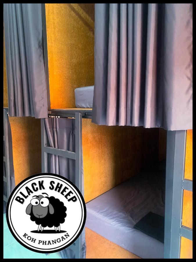 The Black Sheep Hostel Haad Rin Exterior foto